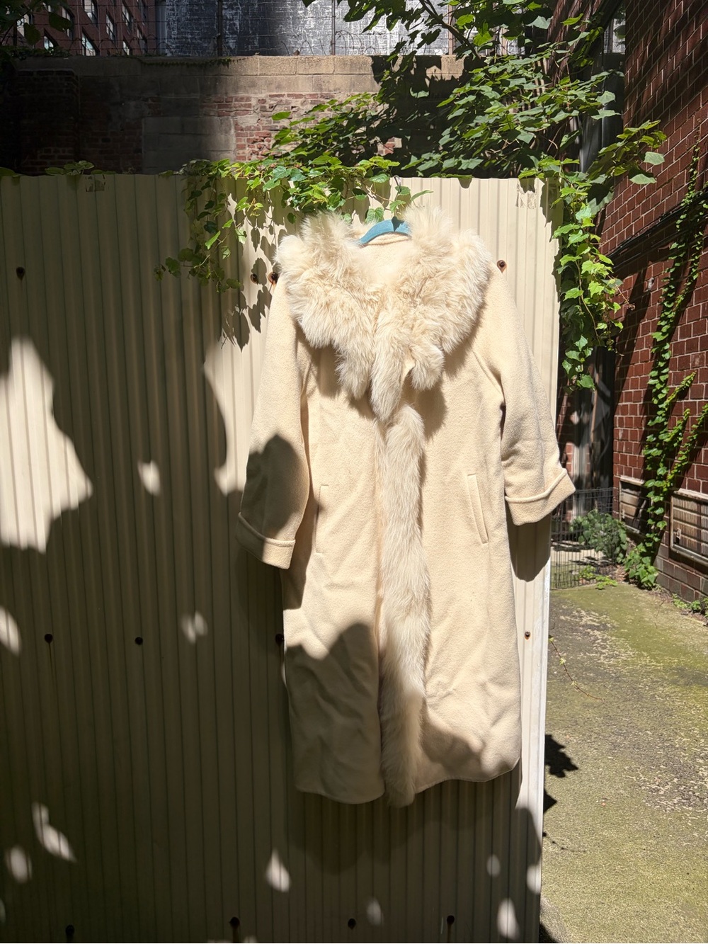 Real fox fur 100% wool coat cream color Small